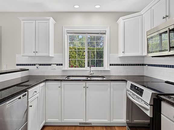 3rd image of 3788 Bird Pl Unit 125