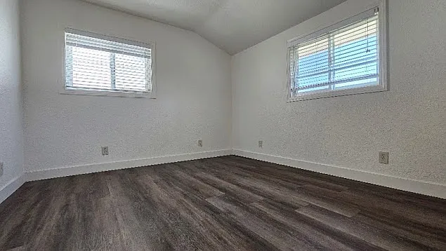 3 bed, 1570 sqft, $4,800 — Photo 4