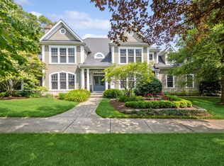 850 Revere Rd, Glen Ellyn, IL 60137