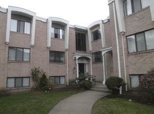 331 Hope St APT 5, Providence, RI 02906