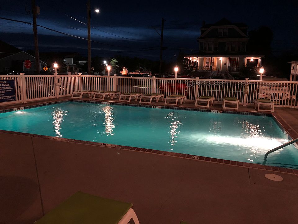 2nd image of 2409 Central Ave #102