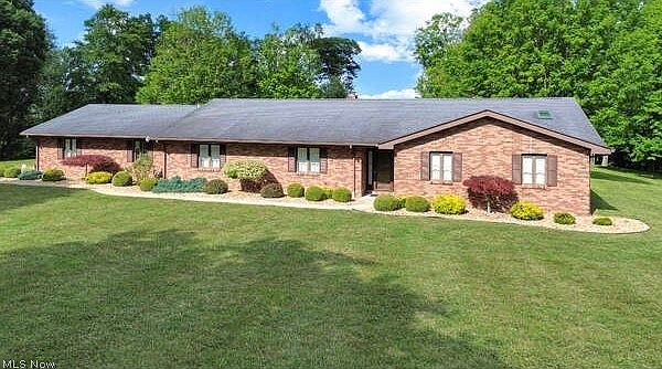 1st image of 52 Hilda Cir