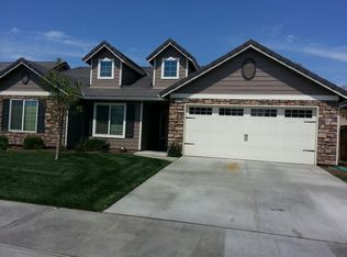 4122 W Buena Vista Ave, Visalia, CA 93291