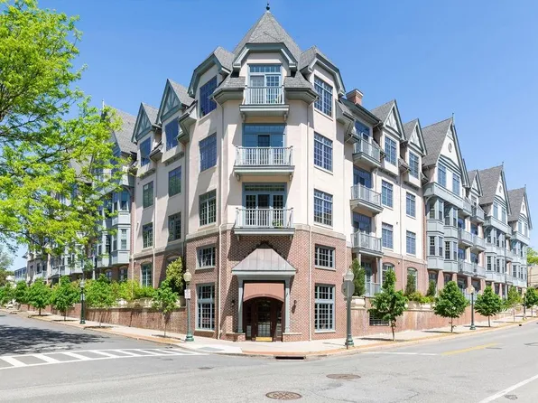 55 1st Street #309, Pelham, NY 10803