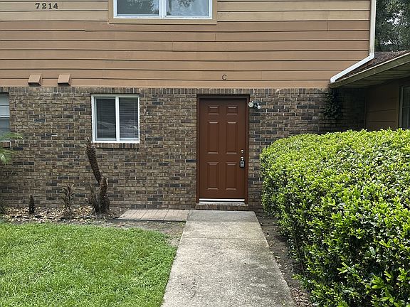 2nd image of 7214 SW 44th Pl APT C