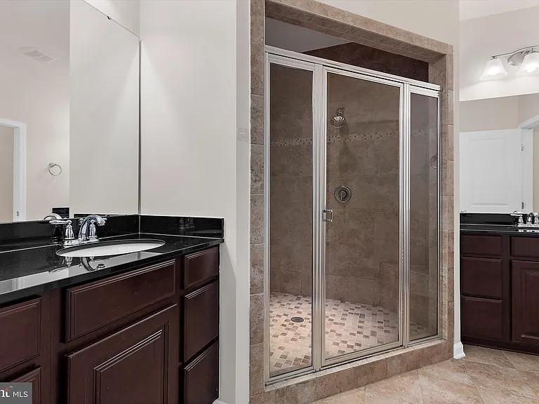 364 Chessington Dr — Photo 28