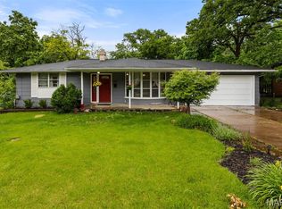 405 Oak Tree Dr, Saint Louis, MO 63119