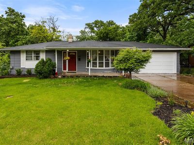405 Oak Tree Dr, Saint Louis, MO, 63119