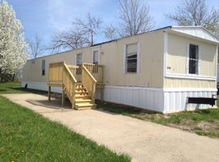2026 Golden Vicary Dr, Warrenton, MO 63383