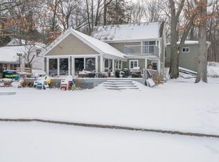 11394 Loon Call Dr, Delton, MI 49046