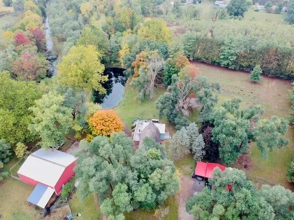 6340 W Us Highway 20, Angola, IN 46703