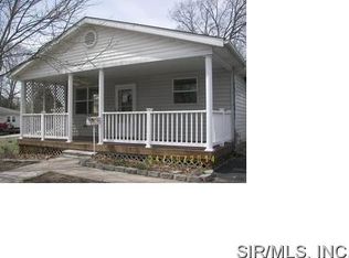 130 12th St, Wood River, IL