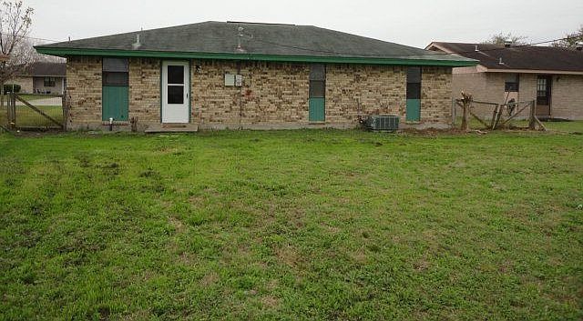 2nd image of 114 Tangerine Dr