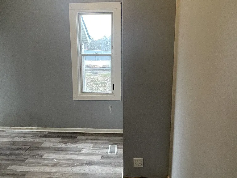 139 N Water Ave #2 — Photo 22