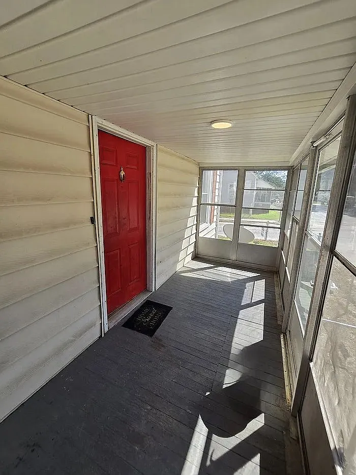 2 bed, 1.0 bath, 1000 sqft, $1,175 — Photo 2