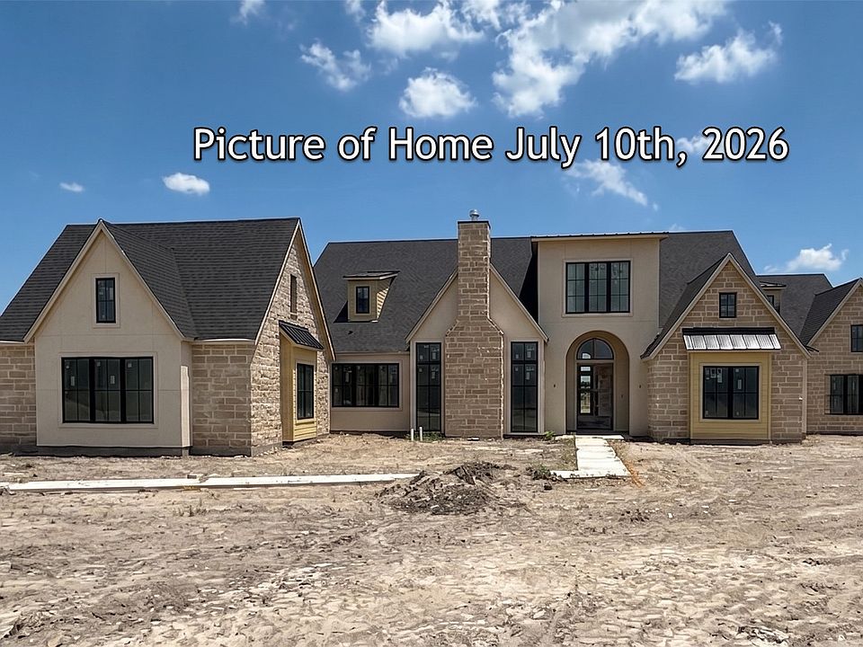 1st image of 900 Healey Dr