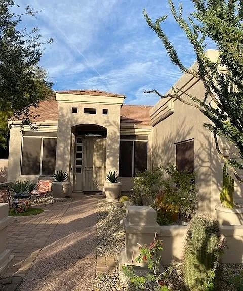 Large Shaded Front Courtyard. All Desert Landscape.
