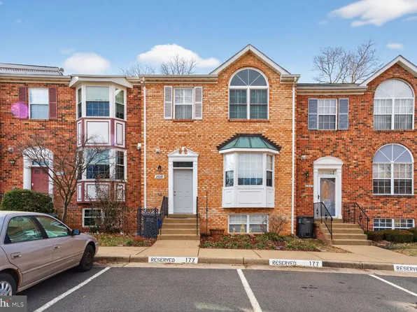 21049 Semblance Dr, Sterling, VA 20164