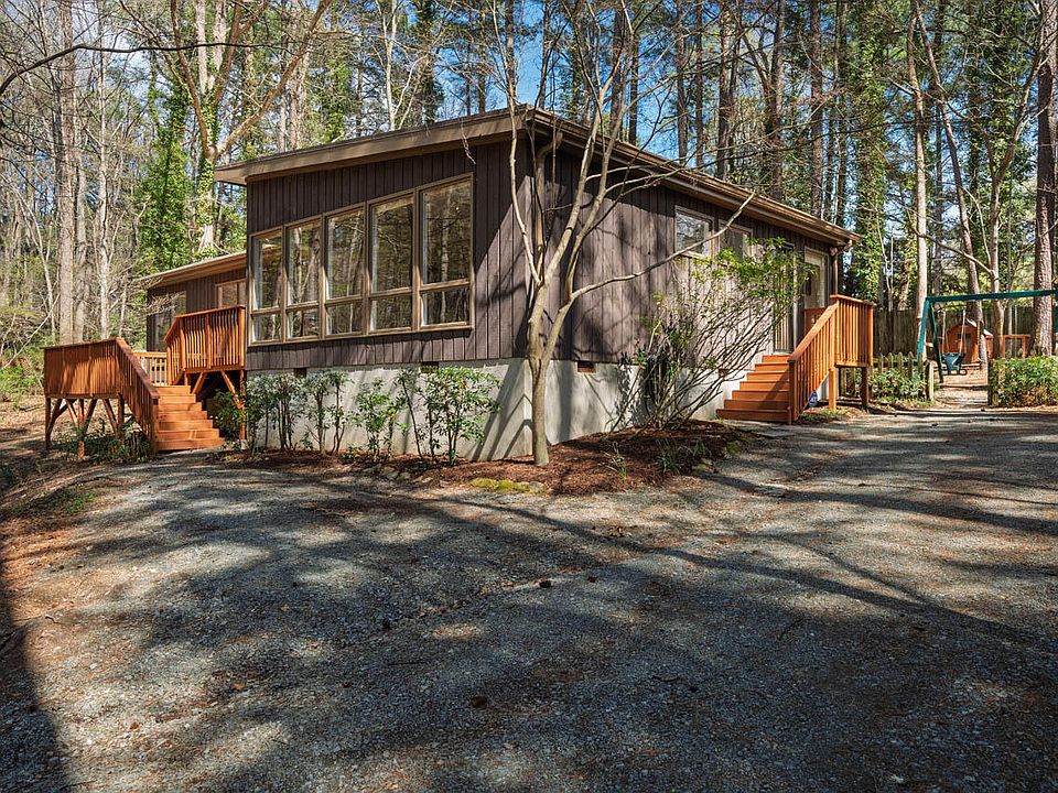 1st image of 233 Forest Hill Rd