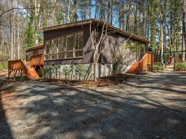233 Forest Hill Rd, Chapel Hill, NC 27514