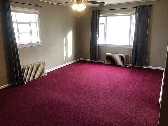5th image of 643 Stanton Ave