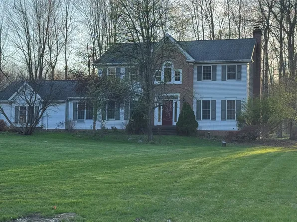 12716 Forrest Dr, Edinboro, PA 16412