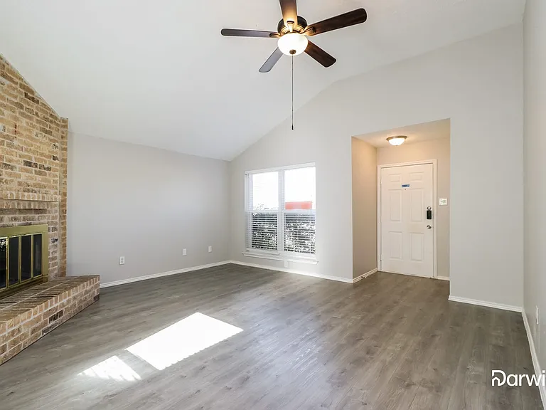 11727 Yearling Dr — Photo 6