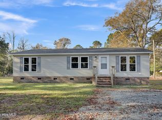 270 Williams Store Road, Hampstead, NC 28443