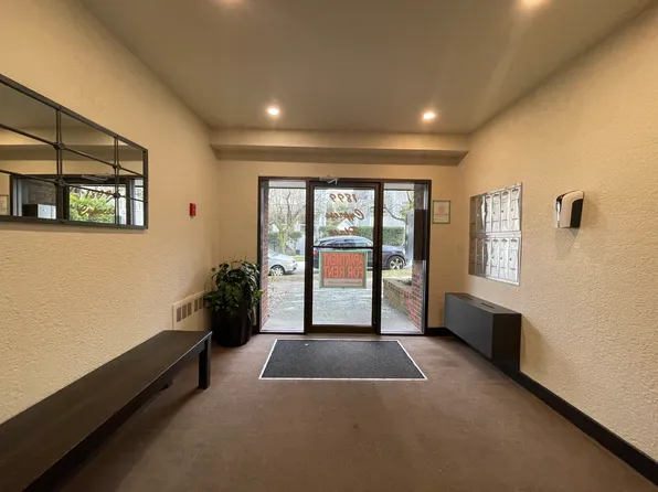 1899 Cypress St, Vancouver, BC V6J 3L7