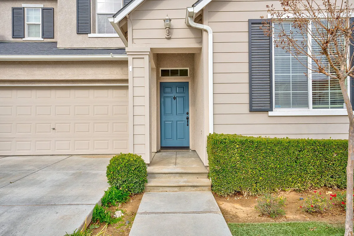 Building Photo - 717 W Siena Ln