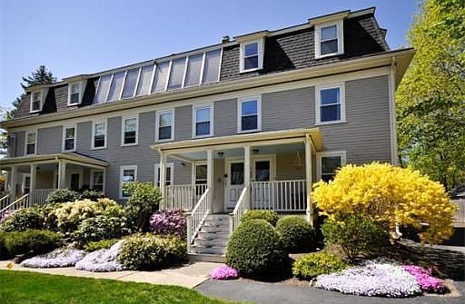 2nd image of 10 Green St #14
