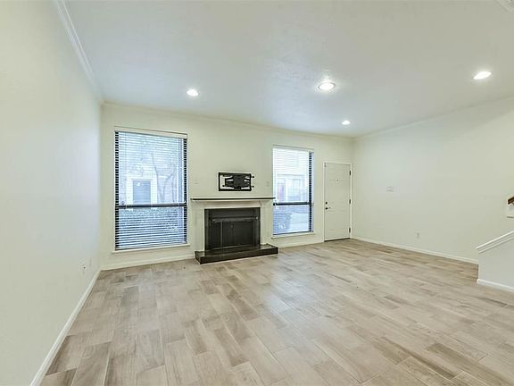 5th image of 1201 McDuffie St Unit 184