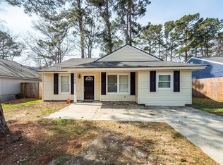 1240 Maryland Dr, Ladson, SC 29456