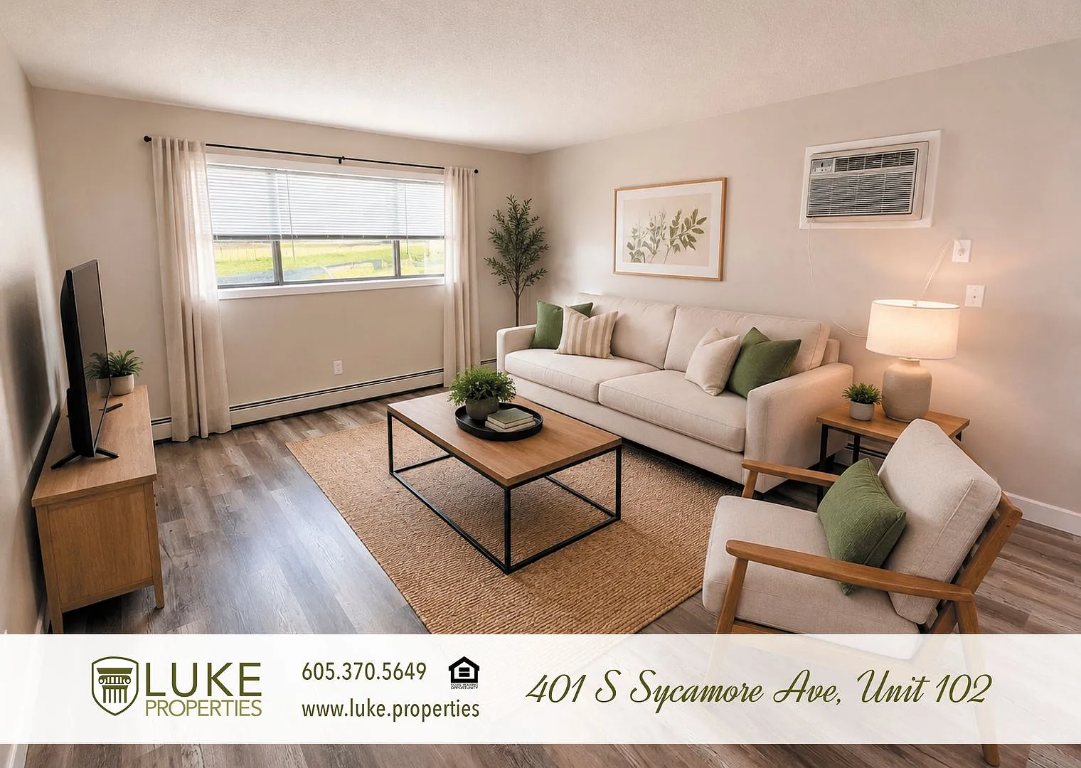 Updated apartment near downtown and Interstate — Photo 1