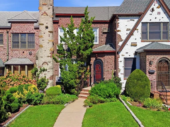 64-91 82nd Place, Middle Village, NY 11379