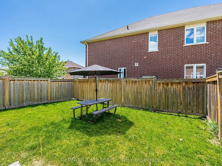 26 Robert Parkinson Dr — Photo 37
