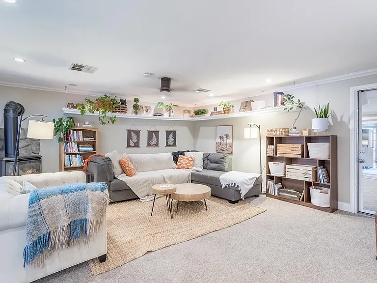 2053 Wilder Dr — Photo 15