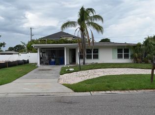 2470 Del Rio Way, Dunedin, FL 34698