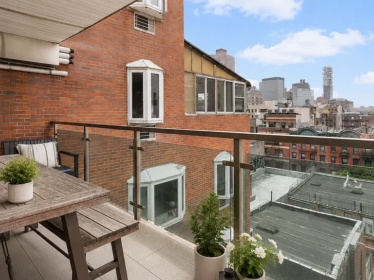 21 Ludlow St #8B — Photo 5