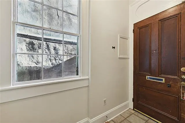 1015 Saint Ann St #1 — Photo 2