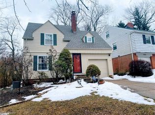 1219 Quilliams Rd, Cleveland Heights, OH 44121