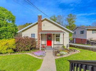 122 Center St, Kingwood, WV 26537