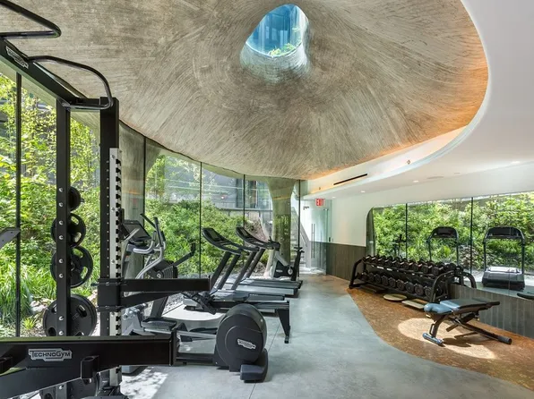 325 West Broadway image 1 of 10