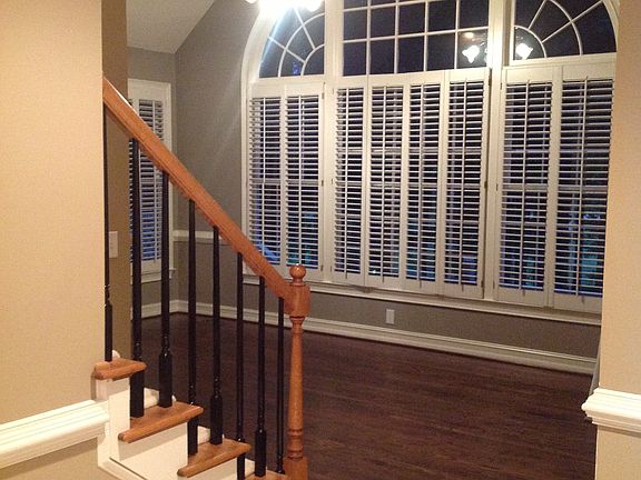 Keeping room w_rear stairs