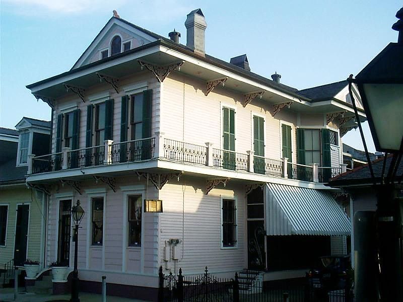 1st image of 1008 E New Orleans Ave