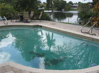 3873 NW 3rd Pl, Deerfield Beach, FL 33442