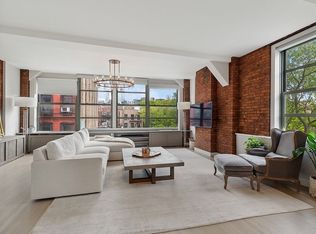 135 W 3rd St APT 4, New York, NY 10012