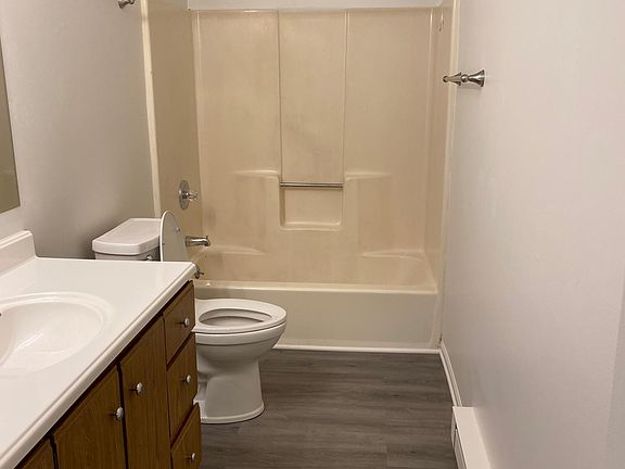 5th image of 15547 Clovernook Dr