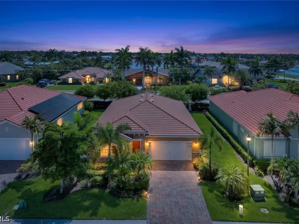 2899 Sunset Pointe Cir, Cape Coral, FL 33914