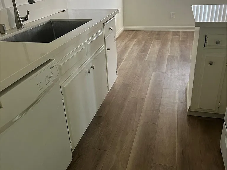 939 S Cabrillo Ave #8 — Photo 10